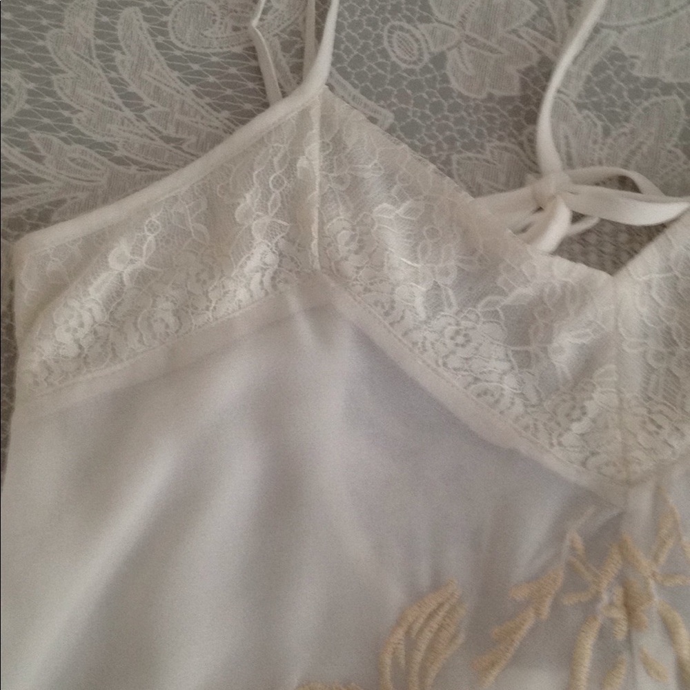 Anthropologie white embroidery Dress - Picture 6 of 8